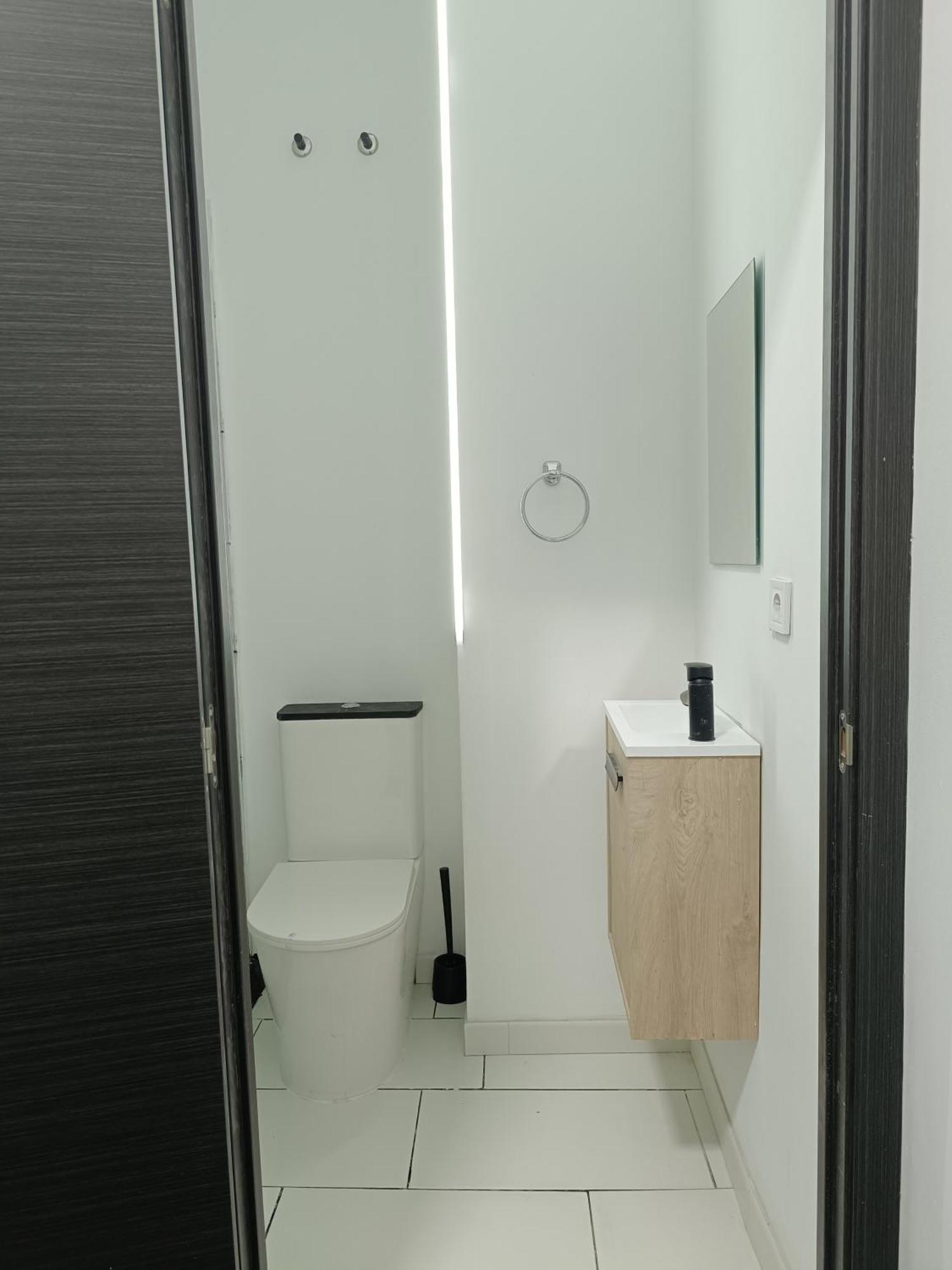 Family Delux Center Apartment มาดริด ภายนอก รูปภาพ